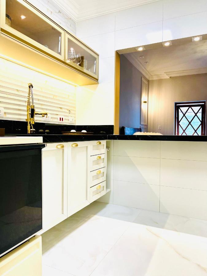 Flat Excepcional No Centro De Capivari Campos do Jordão Eksteriør billede